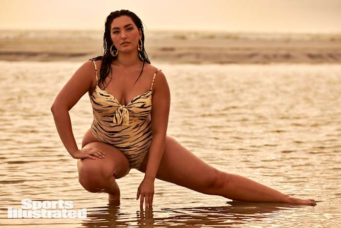 X163483_TK5_00473WMweb